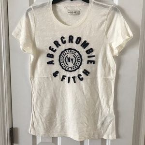 Abercrombie & Fitch T-shirt